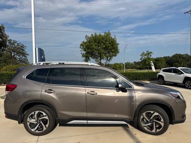 Used 2023 Subaru Forester Touring w/ Popular Package #2 AWD/4WD image 2