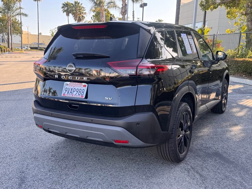 Certified 2023 Nissan Rogue SV FWD image 8