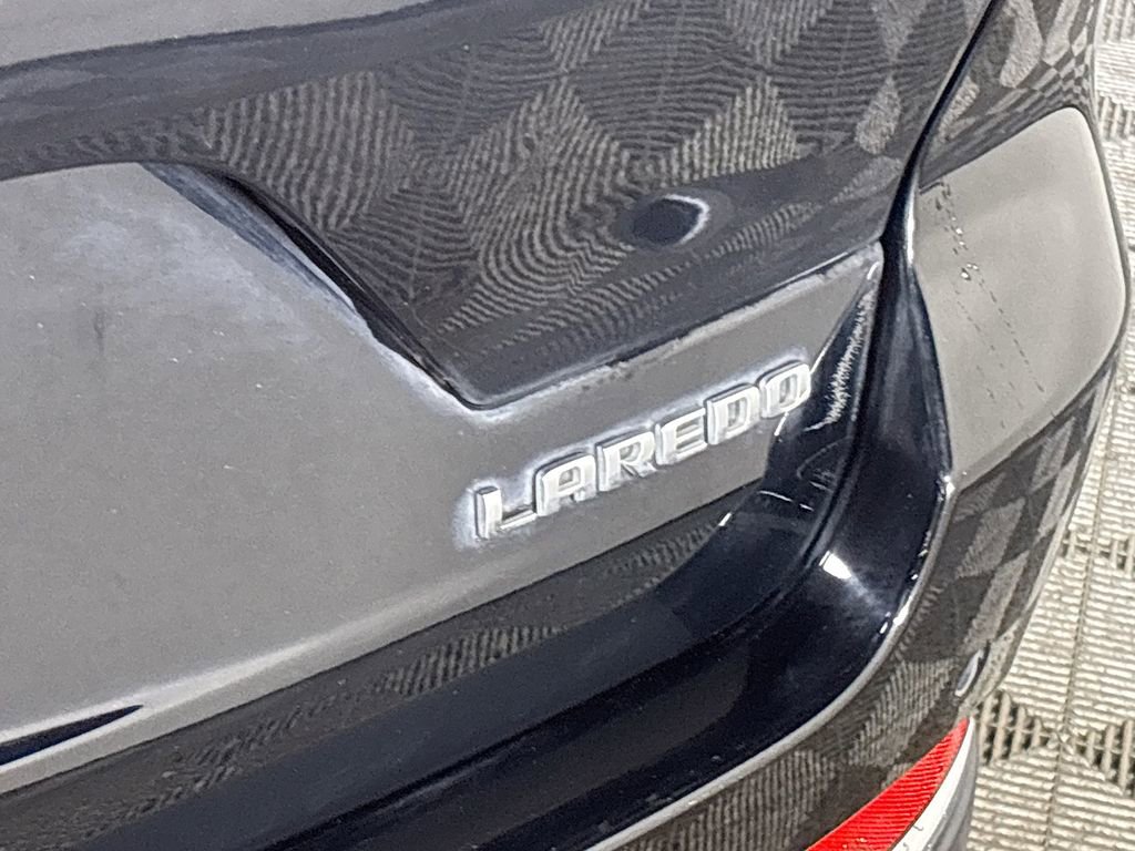 Used 2023 Jeep Grand Cherokee Laredo w/ Luxury Tech Group I image 23