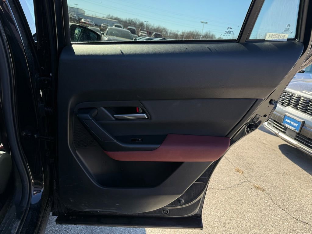 Used 2025 MAZDA CX-50 AWD 2.5 Hybrid w/ Premium Pkg image 15