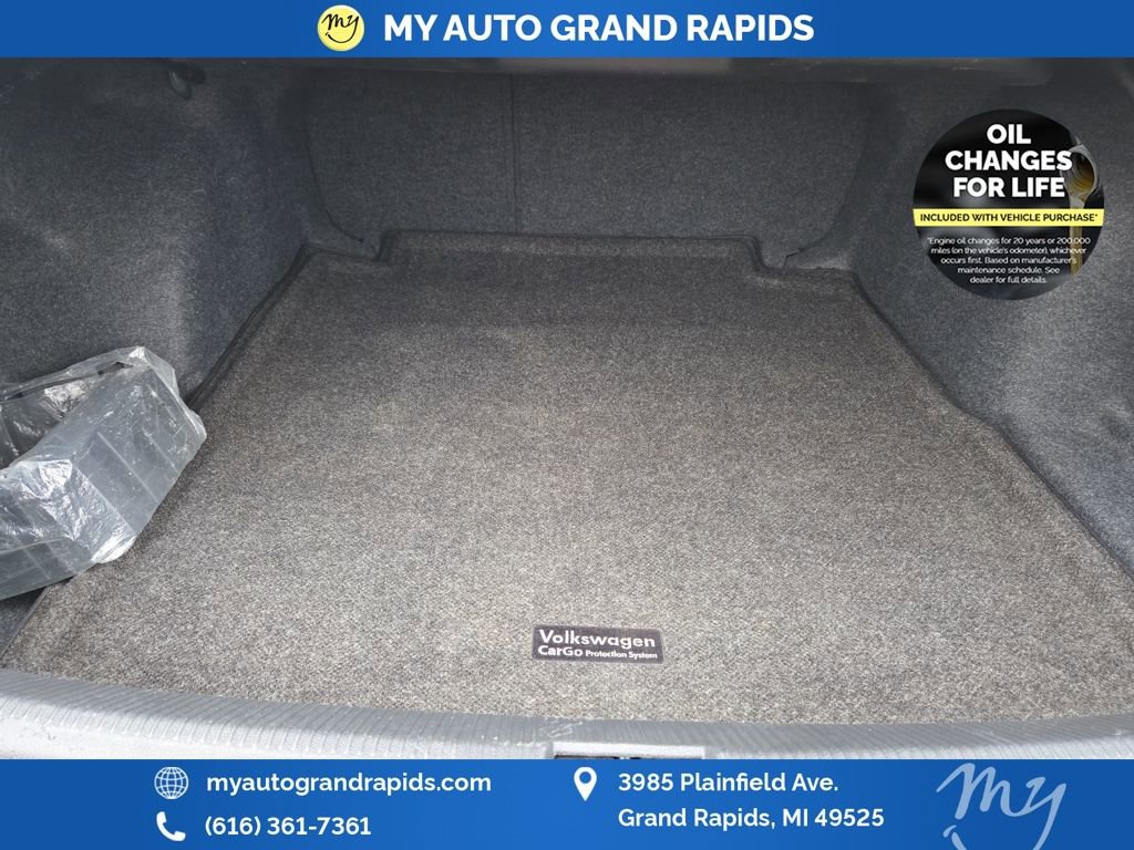 Used 2021 Volkswagen Passat 2.0T R-Line image 25