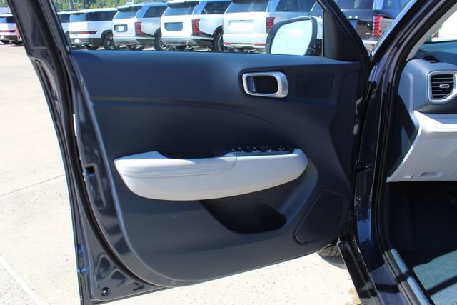 New 2026 Hyundai Venue SEL FWD image 9