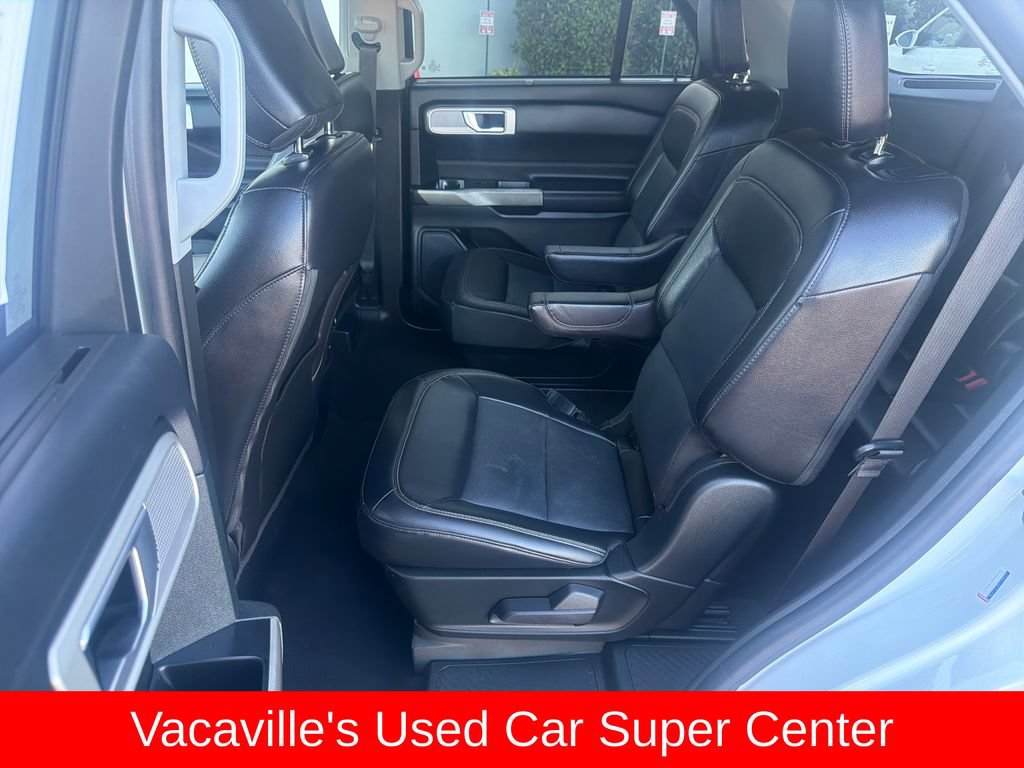 Used 2023 Ford Explorer Limited AWD/4WD image 23