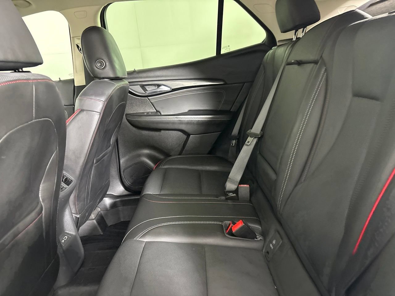 Used 2023 Buick Envision Essence w/ Sport Touring Package AWD/4WD image 26