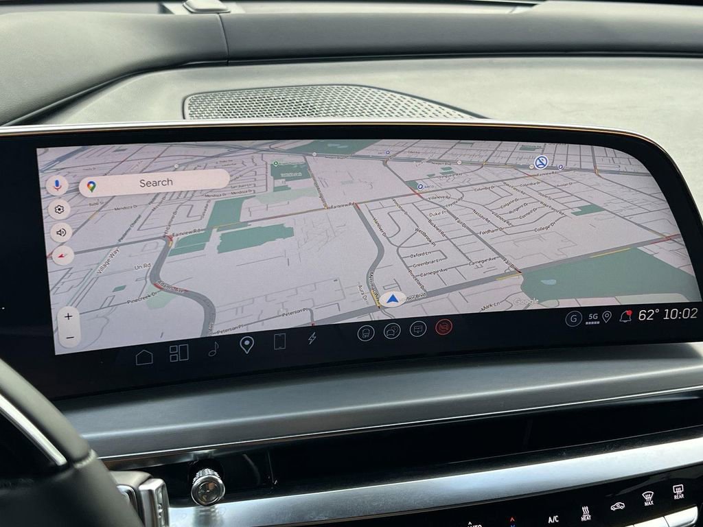 New 2026 Cadillac Lyriq V image 19