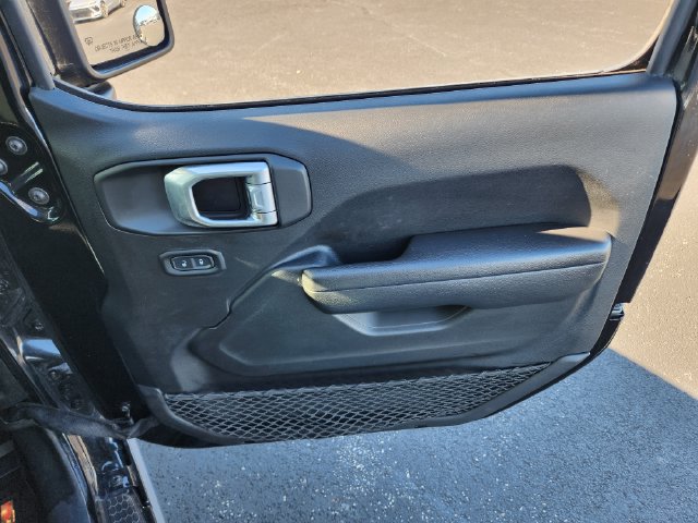 Used 2022 Jeep Wrangler Unlimited Sport AWD/4WD image 26