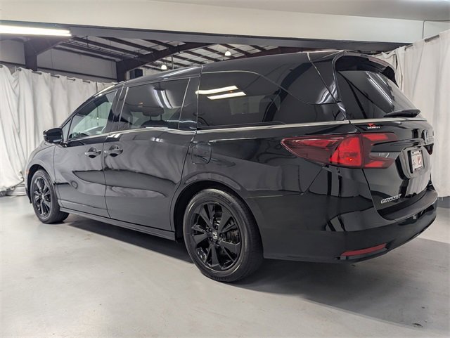 Used 2023 Honda Odyssey Sport image 4