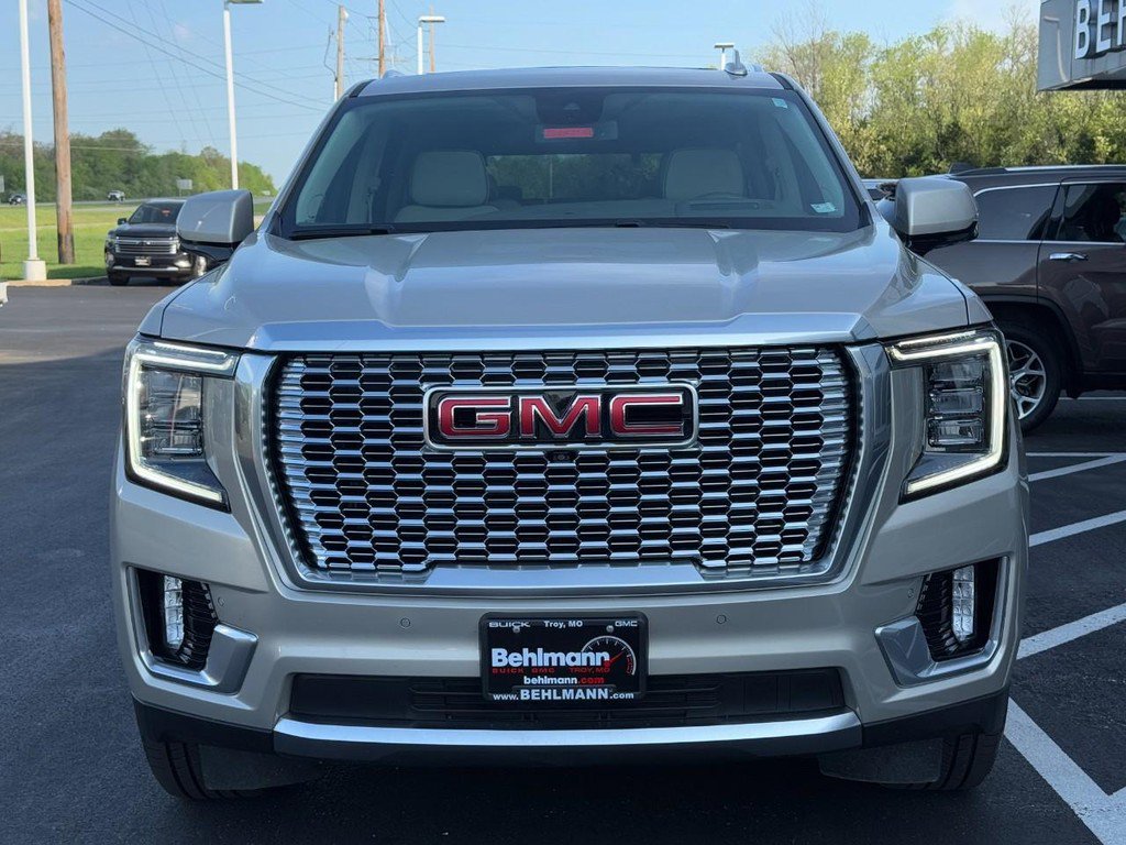 Used 2023 GMC Yukon Denali image 12