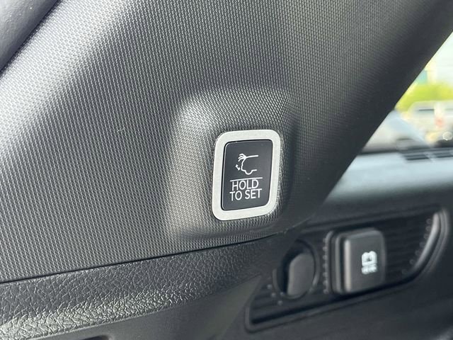 New 2025 Jeep Grand Cherokee Limited w/ Luxury Tech Group II image 19