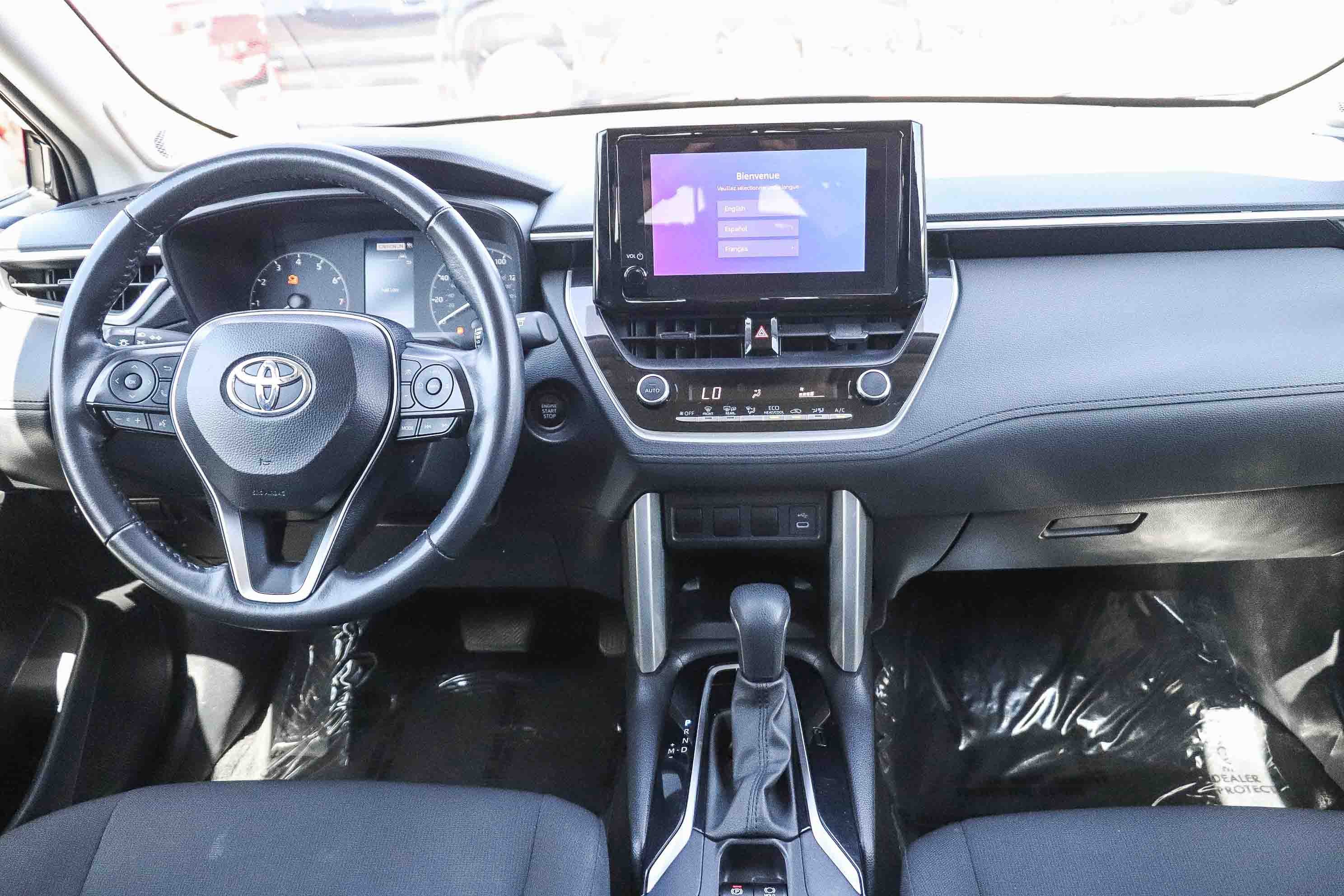 Certified 2024 Toyota Corolla Cross LE w/ Moonroof Package AWD/4WD image 13