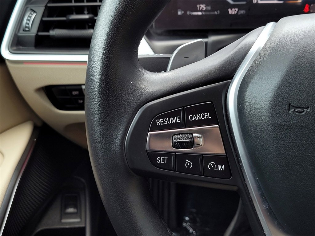 Used 2023 BMW 330i Sedan w/ Convenience Package image 22