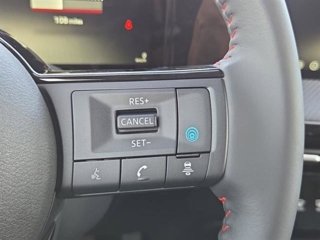 New 2026 Nissan Kicks SR w/ Cold Weather Package image 10