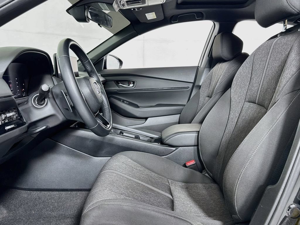 Used 2025 Honda Accord Sport image 10