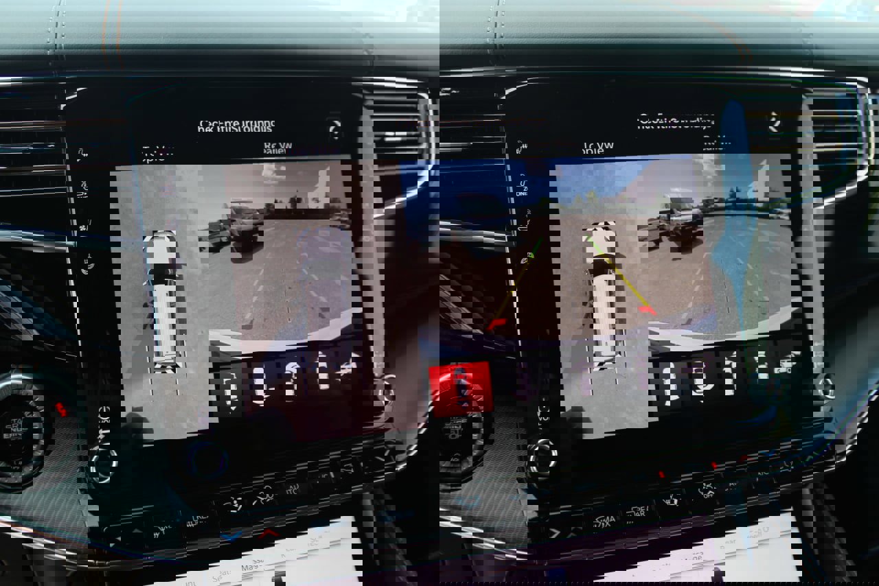 New 2025 Jeep Grand Wagoneer Series III w/ Rear Seat Video Group 1 image 28