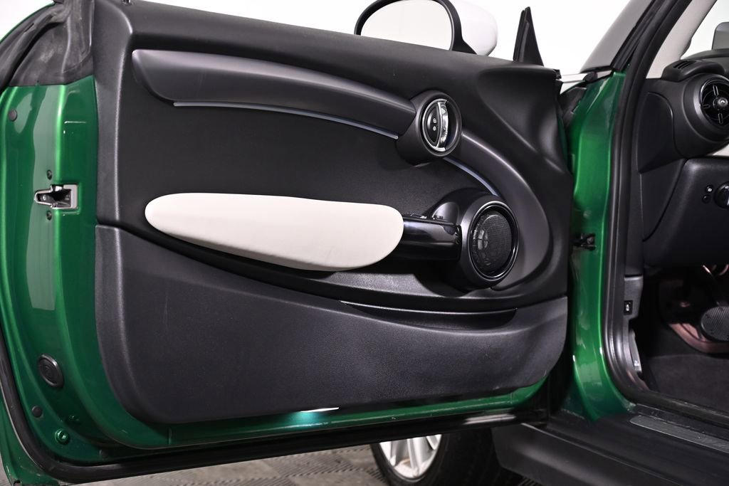 Certified 2023 MINI Cooper SE FWD image 23