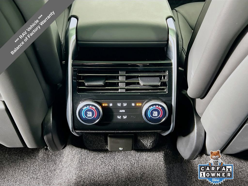 Used 2024 Land Rover Range Rover SE image 27