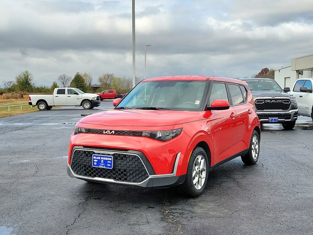 Used 2024 Kia Soul LX w/ Option Group 015 image 2