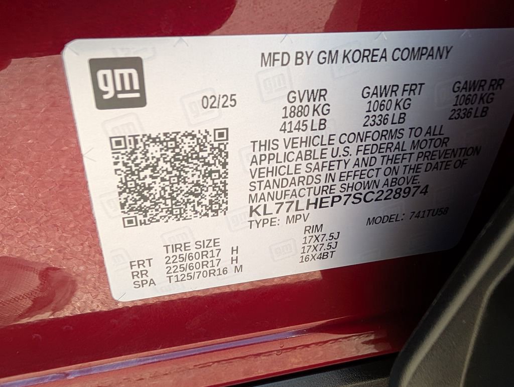 Certified 2025 Chevrolet Trax LT FWD image 22
