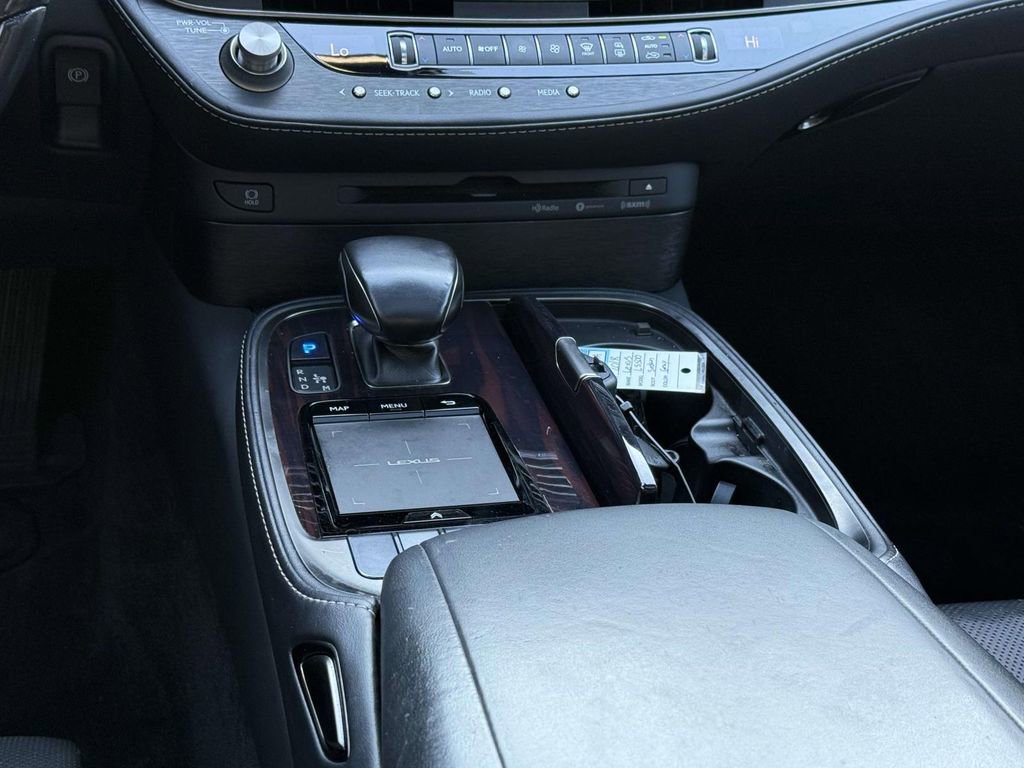 Used 2018 Lexus LS 500 AWD image 19