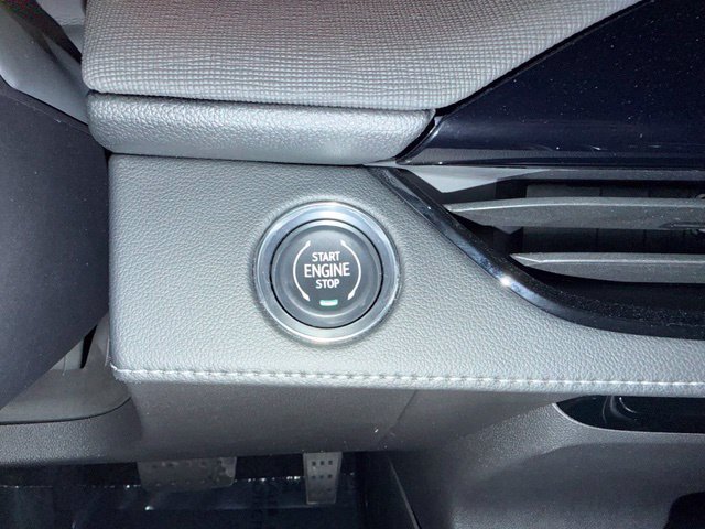 Certified 2026 Buick Enclave Preferred AWD/4WD image 13