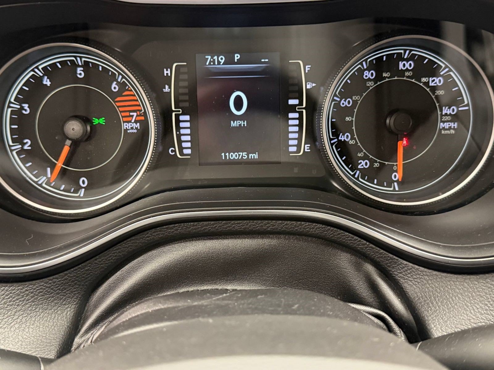 Used 2020 Jeep Cherokee Latitude Plus FWD image 20
