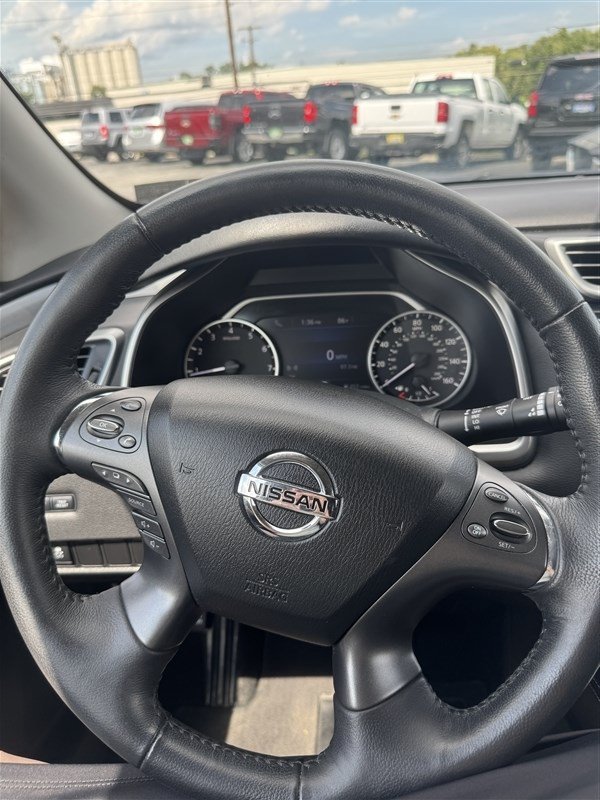 Used 2019 Nissan Murano SV AWD/4WD image 13