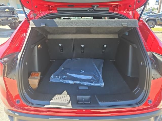 New 2026 Chevrolet Trax RS w/ Sunroof Package FWD image 25