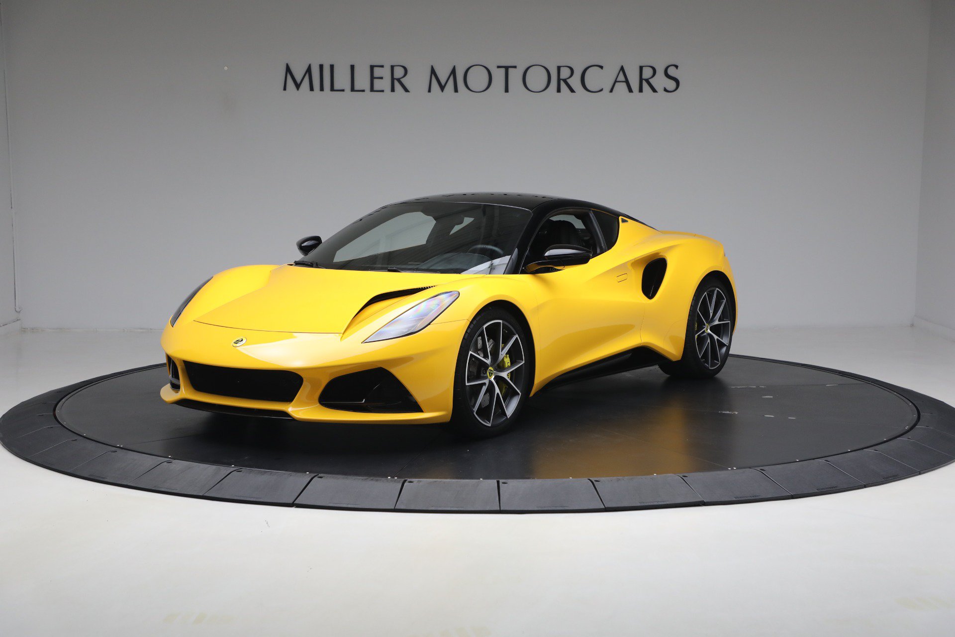 Used 2024 Lotus Emira First Edition RWD image 1