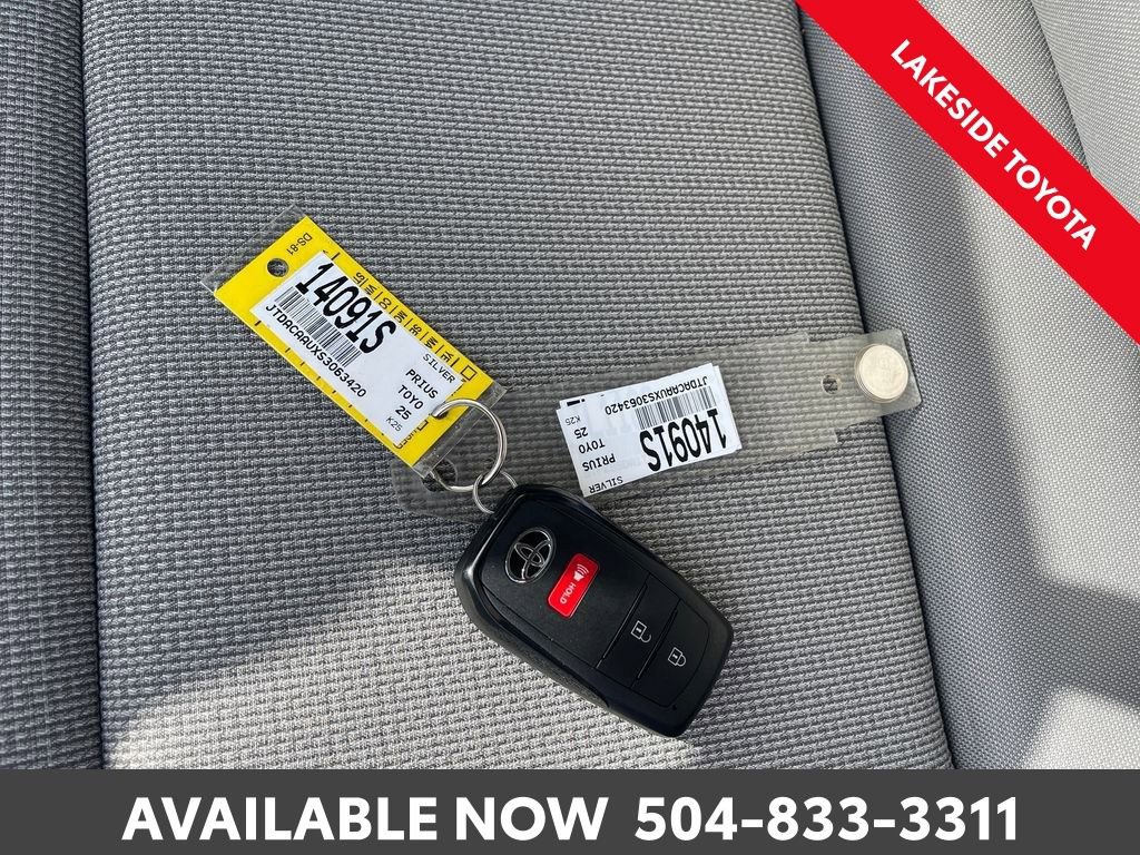 Certified 2025 Toyota Prius LE image 40