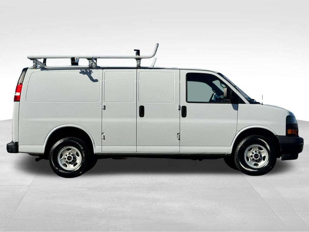 Used 2023 GMC Savana 2500 w/ Driver Convenience Package RWD image 8
