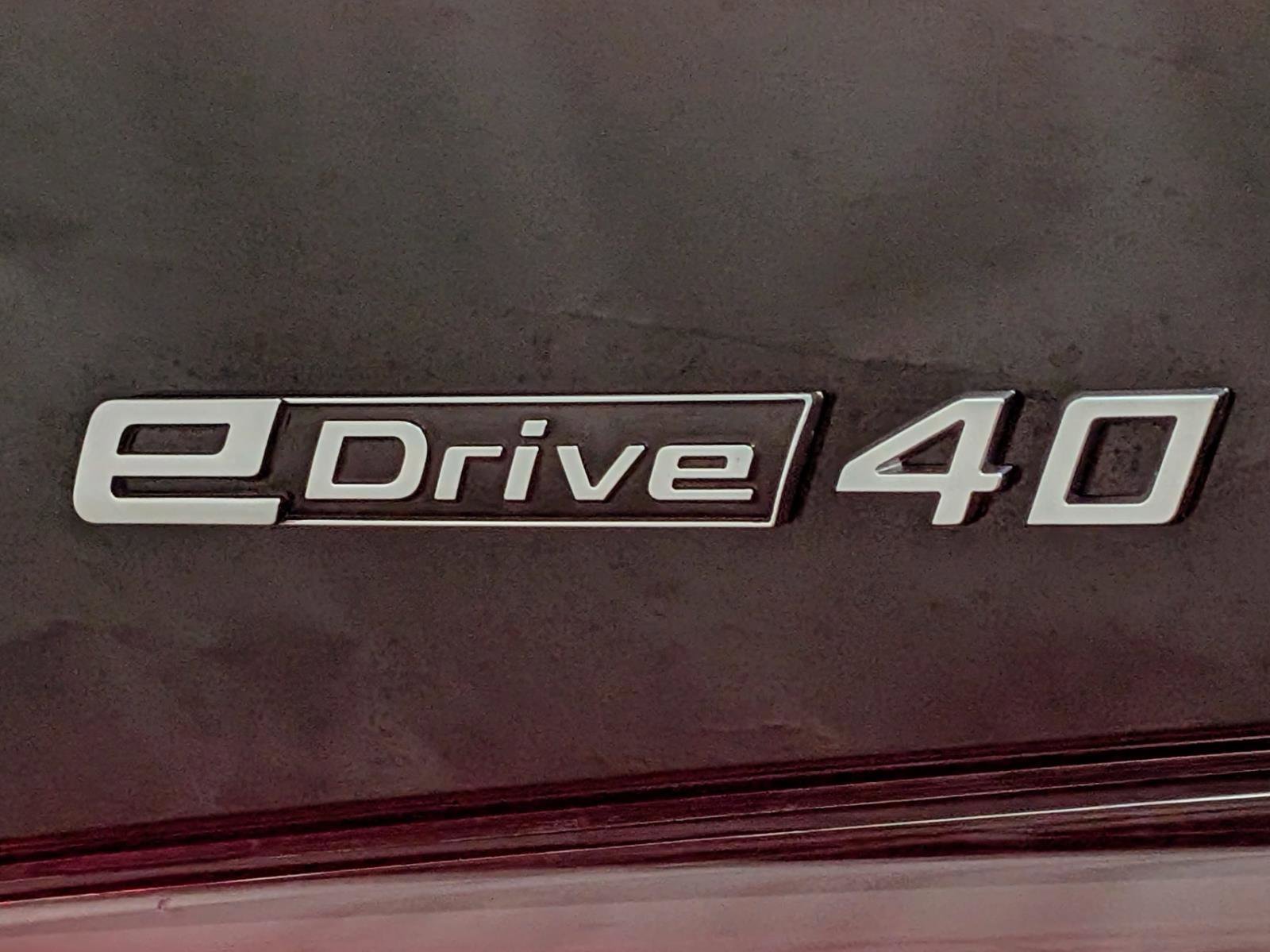 Used 2023 BMW i4 eDrive40 w/ Premium Package image 11