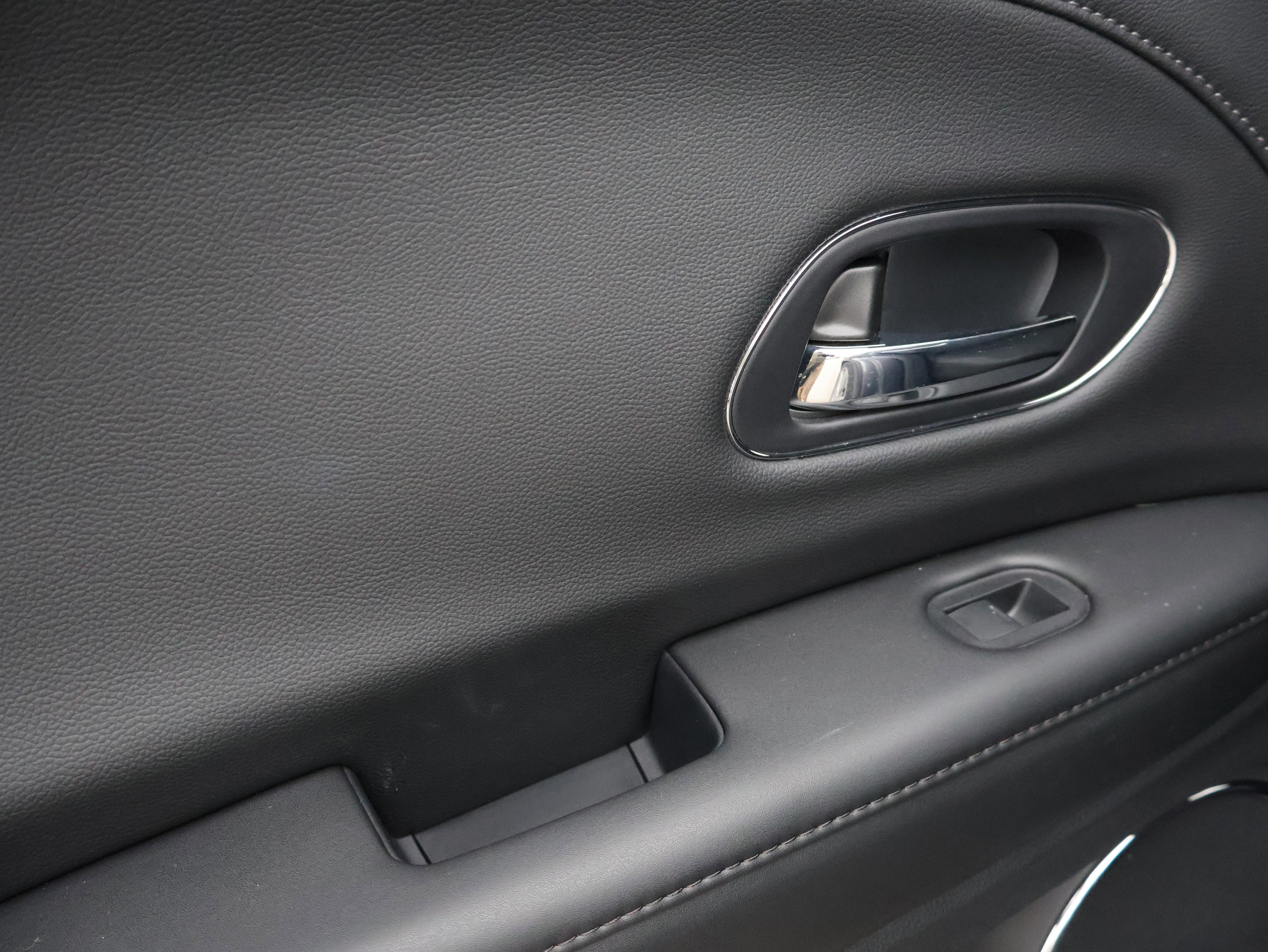 Used 2019 Honda HR-V EX-L image 19