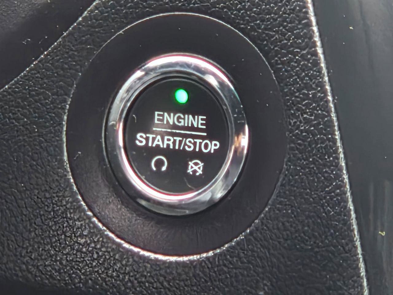 Used 2017 Ford Explorer XLT w/ Equipment Group 202A FWD image 29