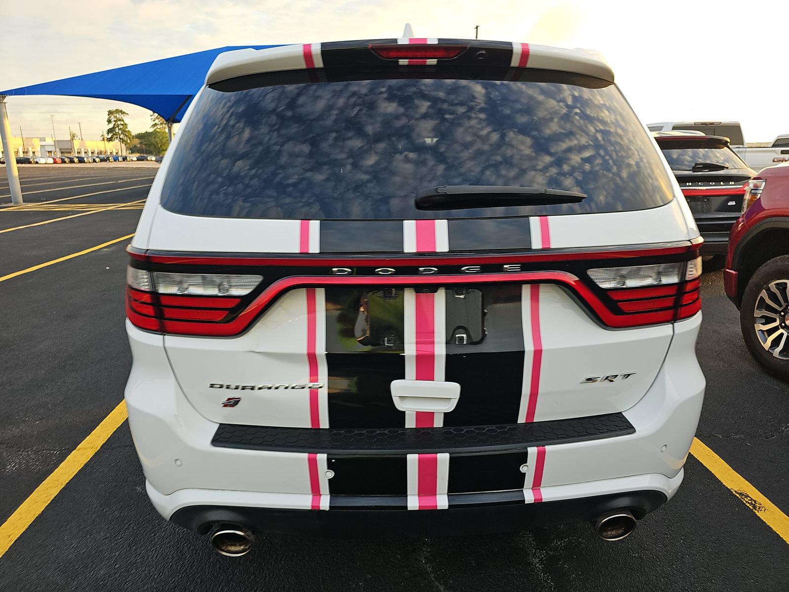 Used 2018 Dodge Durango SRT w/ SRT Interior Appearance Group AWD/4WD image 4