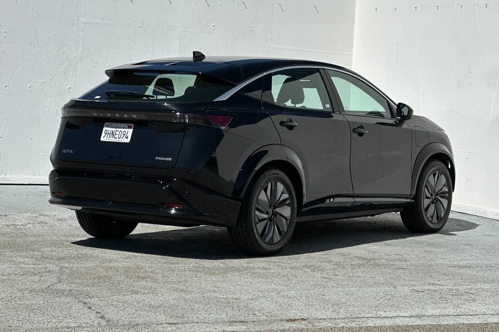 Used 2023 Nissan Ariya FWD image 3