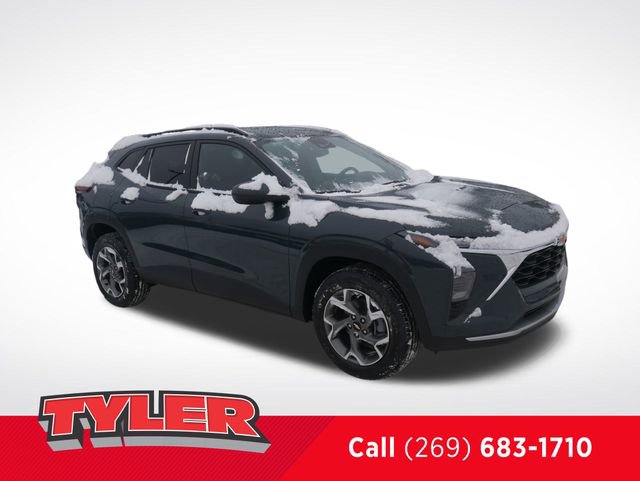 New 2026 Chevrolet Trax LT w/ Driver Confidence Package FWD image 1