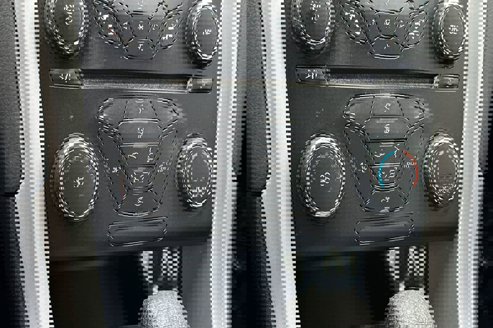 Used 2014 Ford Fusion SE image 18