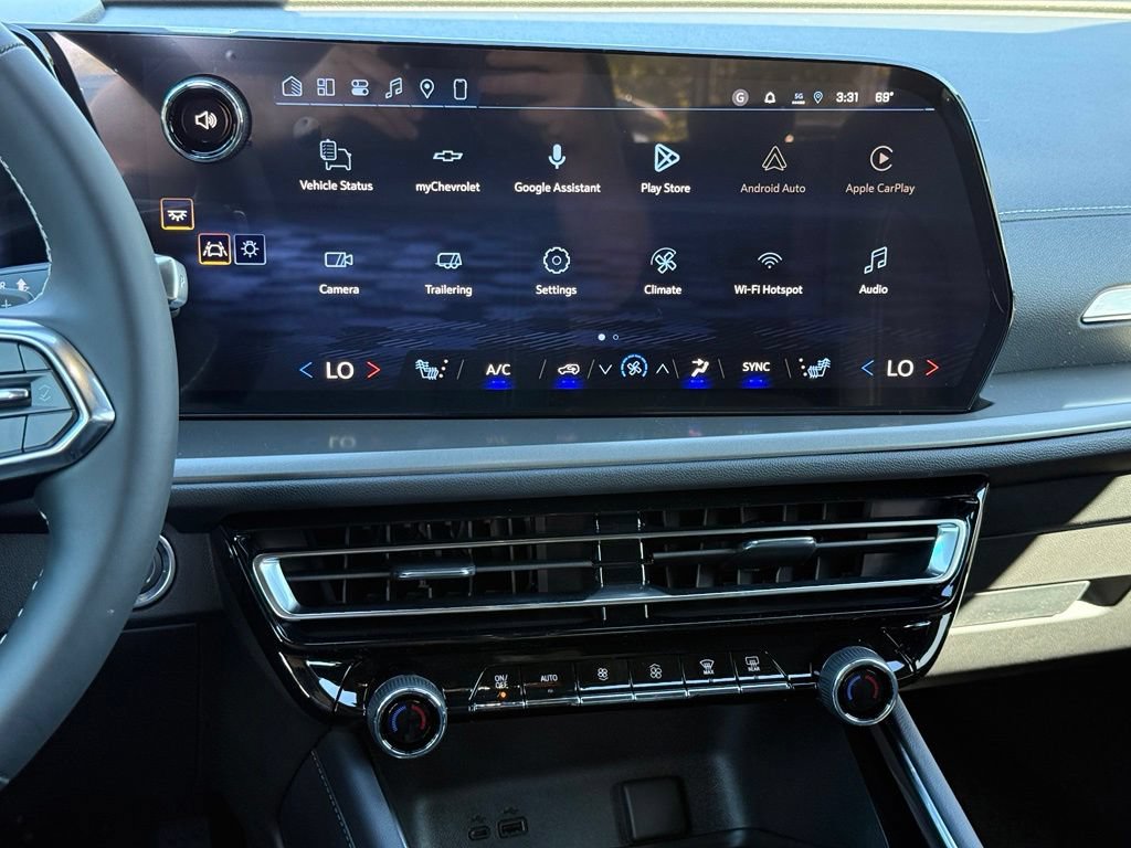New 2027 Chevrolet Traverse LT AWD/4WD image 13