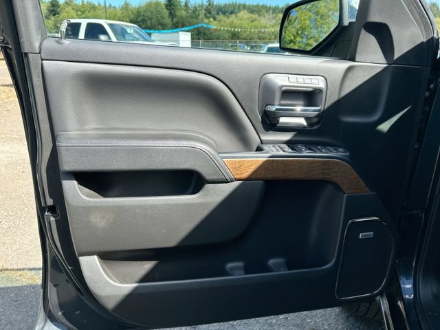 Used 2018 Chevrolet Silverado 1500 LTZ w/ Sport Package AWD/4WD image 21