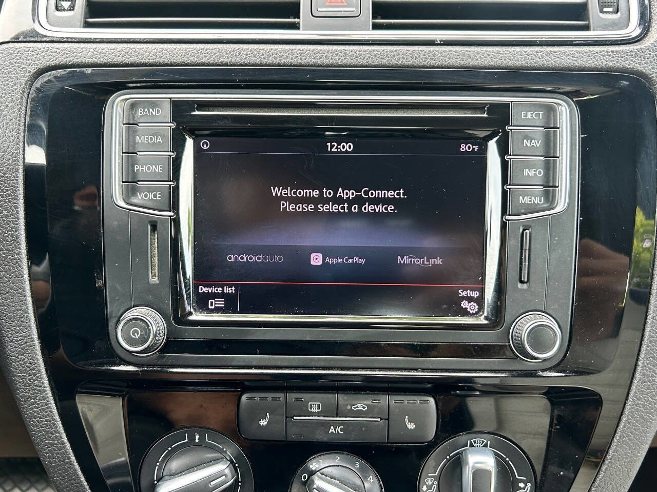 Used 2016 Volkswagen Jetta Sport image 23