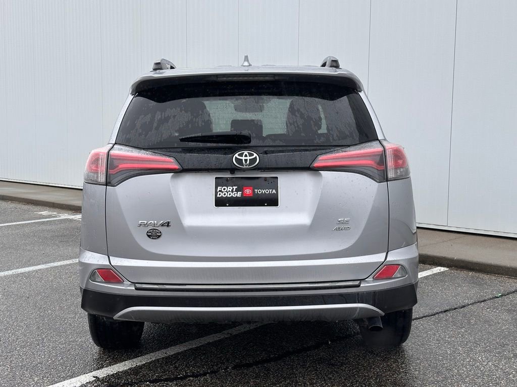 Used 2018 Toyota RAV4 SE w/ Power Extra Value Package AWD/4WD image 4
