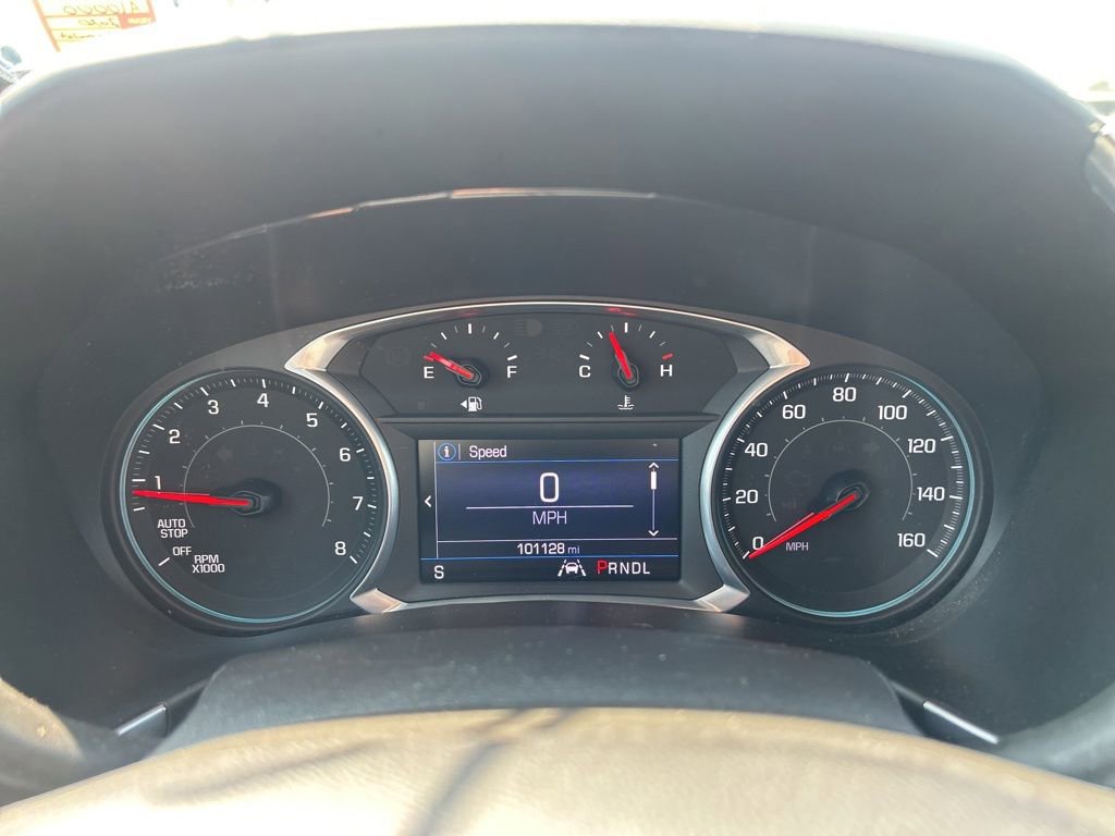 Used 2020 Chevrolet Equinox LT w/ Driver Convenience Package image 23