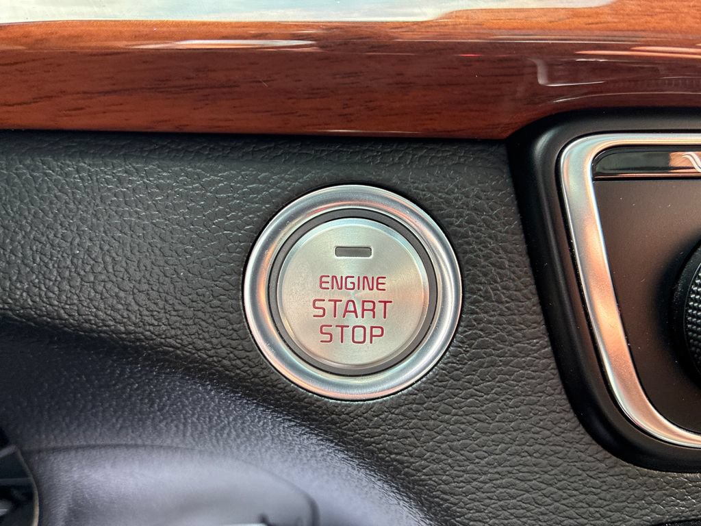 Used 2019 Kia Cadenza Technology FWD image 26
