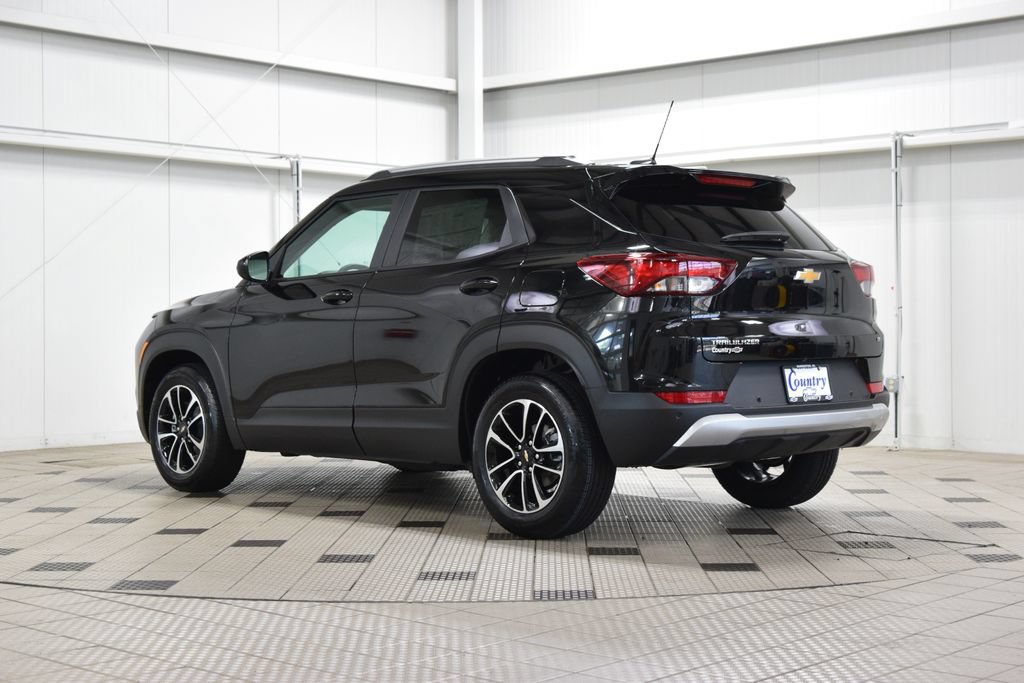 New 2026 Chevrolet TrailBlazer LT w/ Convenience Package FWD image 6