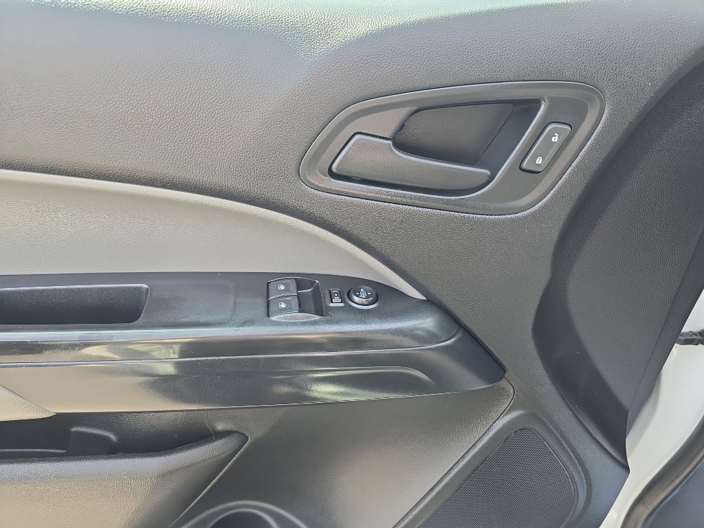 Used 2018 Chevrolet Colorado W/T w/ WT Convenience Package RWD image 18