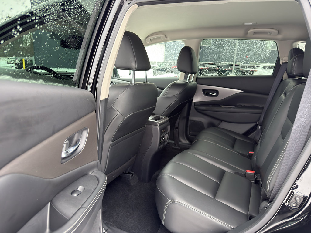 Certified 2024 Nissan Murano SV w/ SV Midnight Edition Package image 29