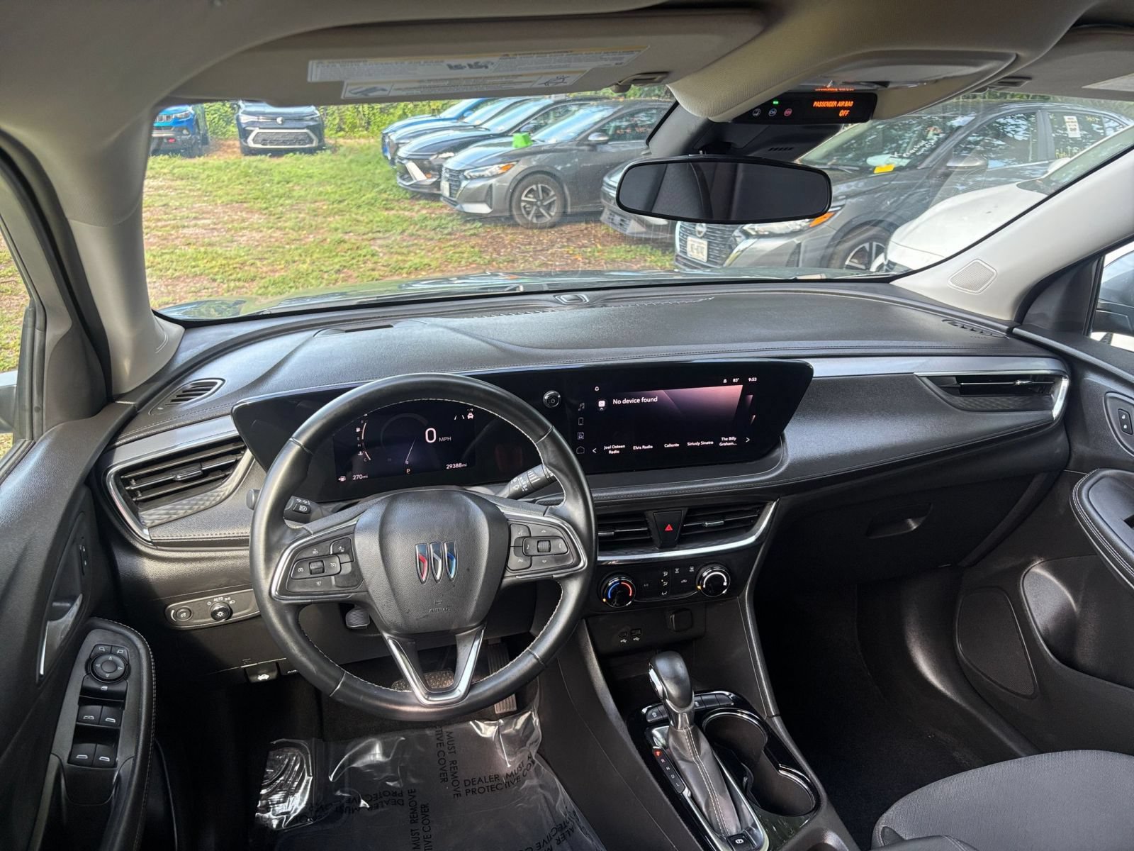 Used 2025 Buick Encore GX Preferred AWD/4WD image 31