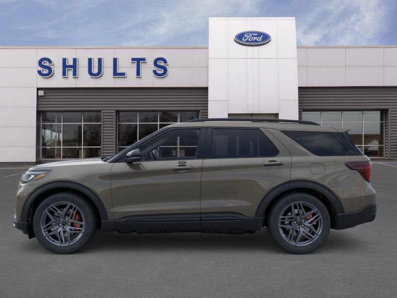 New 2026 Ford Explorer ST image 3