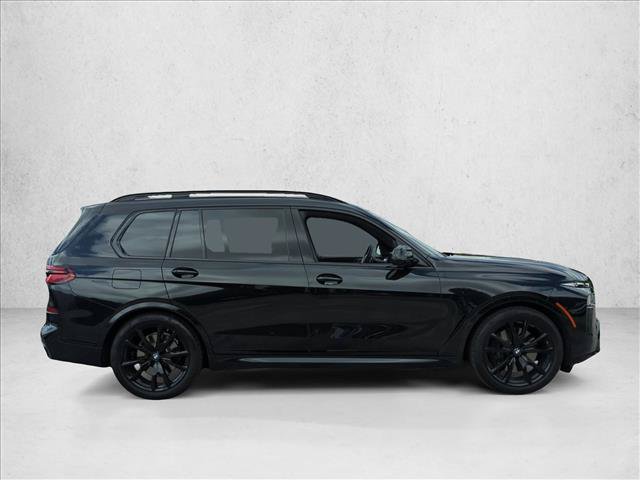 Used 2026 BMW X7 xDrive40i w/ M Sport Package AWD/4WD image 4