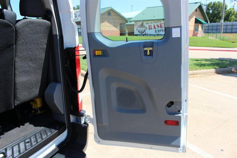 Used 2016 Ford Transit 350 XLT RWD image 11